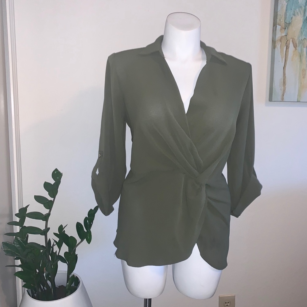 Olive Twist-Front Stretch Crepe Blouse 14/16w